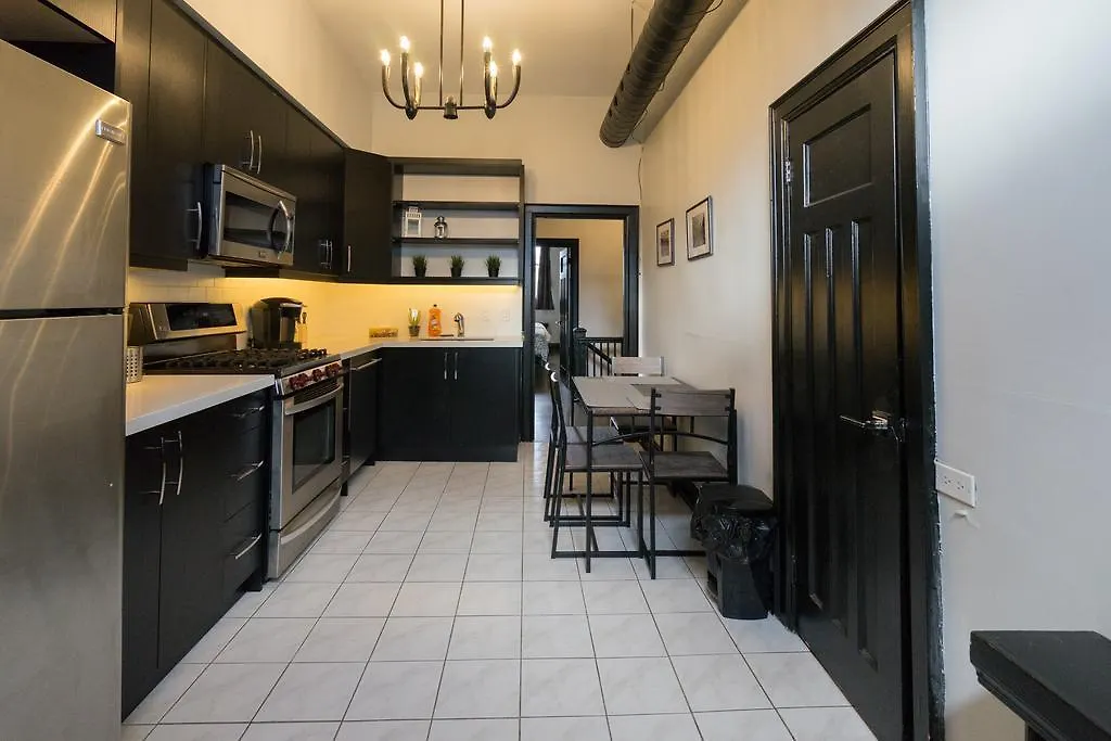 Appartamento Applewood Suites - Queen West Loft Toronto Canada