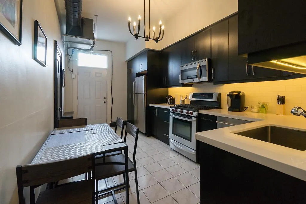 Applewood Suites - Queen West Loft Toronto Appartamento